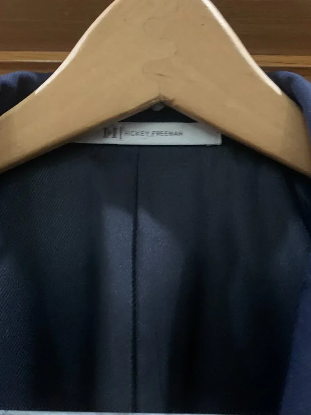 Share Hickey-Freeman Perlis Navy Blazer 42R Pre-Owned